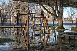 Bernhard Saalfeld - Spielplatz Zoobruecke